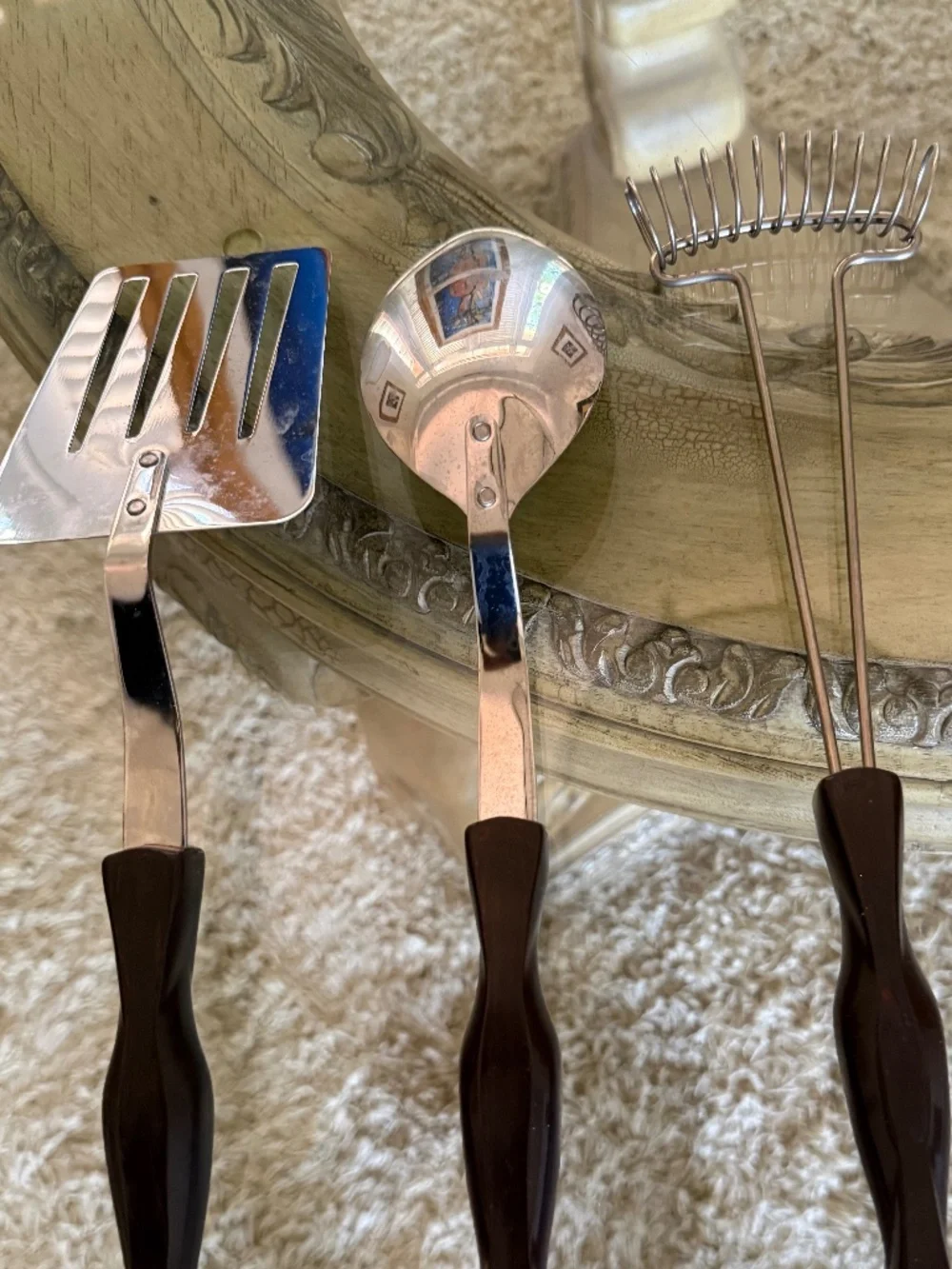 Cutco Utensils Set of 3 with Wooden Solid Oak Caddy